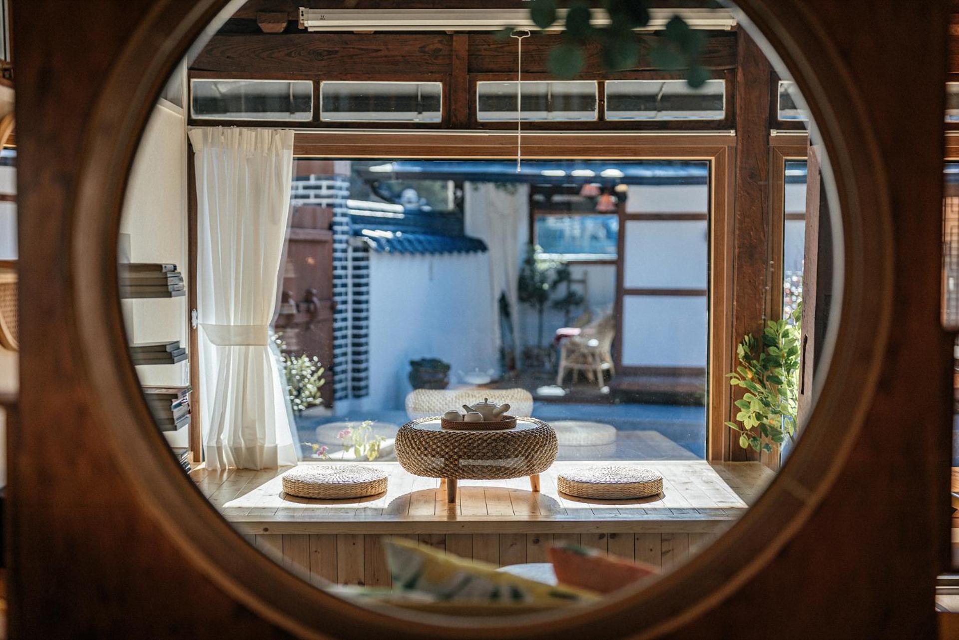 And Spring Hotel Jeonju Exterior photo